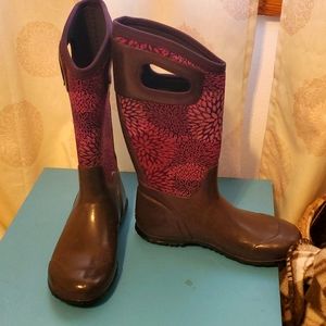 Bogs women size 8